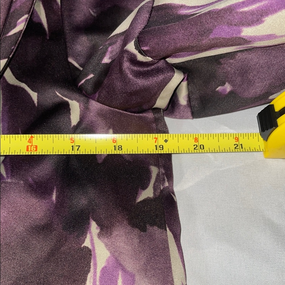 Simply Vera Vera Wang Abstract Purple and Black Tunic - Picture 13 of 14